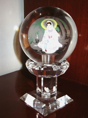 水晶球采购指南 青岛亚海水晶工艺品公司在自助贸易平台的产品与服务解析